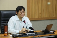 29012568-meeting-1
