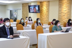green-library-9