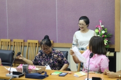 25670423-eng-002