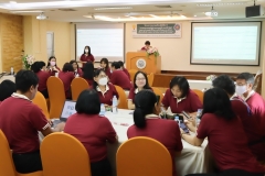 25660622-meeting-042